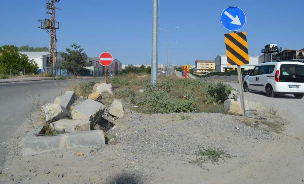 Çorlu 1 Osb'nin 3 Yıldır Bitmeyen Yolu!