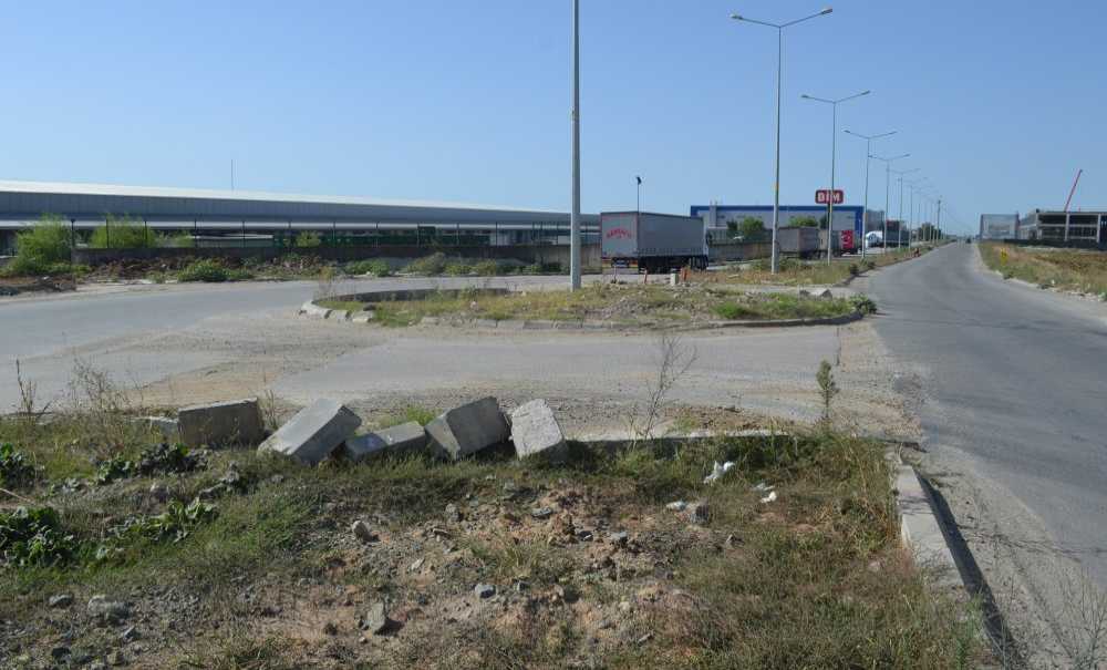 Çorlu 1 Osb'nin 3 Yıldır Bitmeyen Yolu!