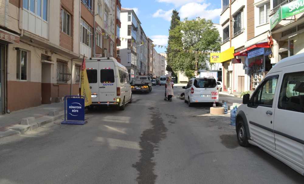 Yol Ve Kaldırım Çalışmaları Tamamlandı