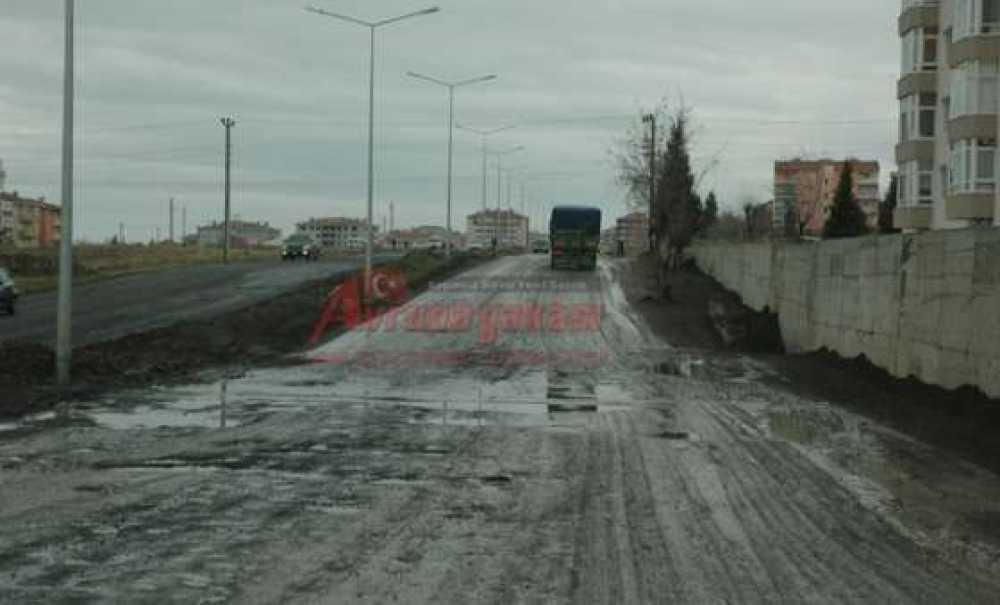 Yağmur Yağdı Böyle Oldu