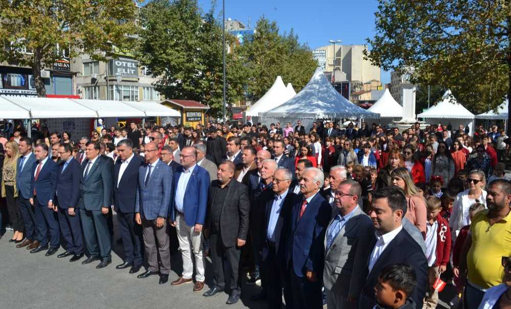 10 Gün Sürecek Kitap Fuarı Açıldı