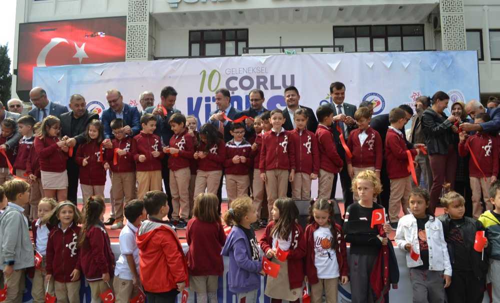 10 Gün Sürecek Kitap Fuarı Açıldı