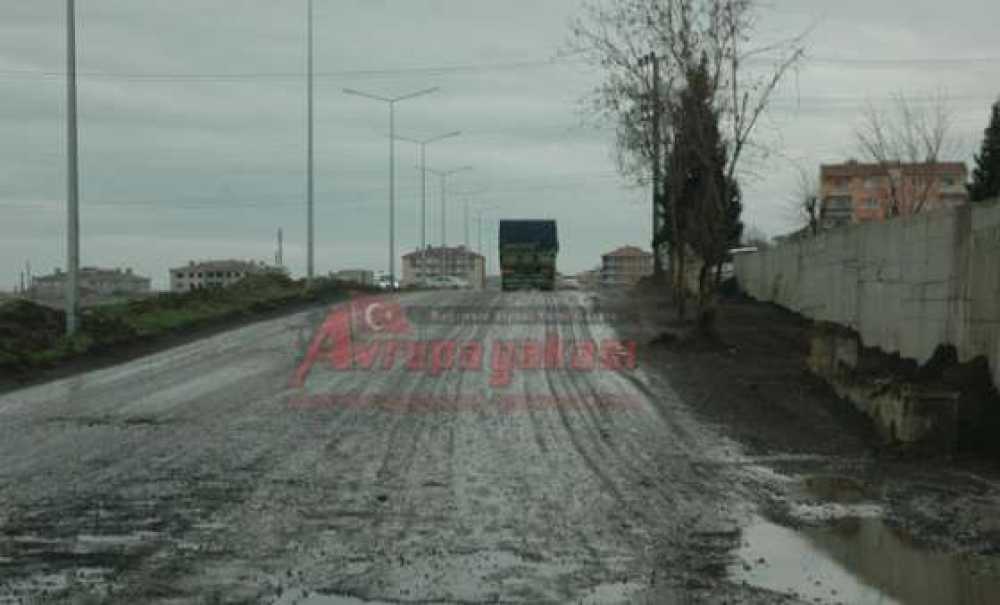 Yağmur Yağdı Böyle Oldu