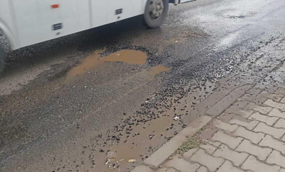 Fatih Caddesi Hizmet Bekliyor