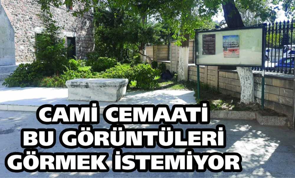 Cami Cemaati Bu Görüntüleri Görmek İstemiyor