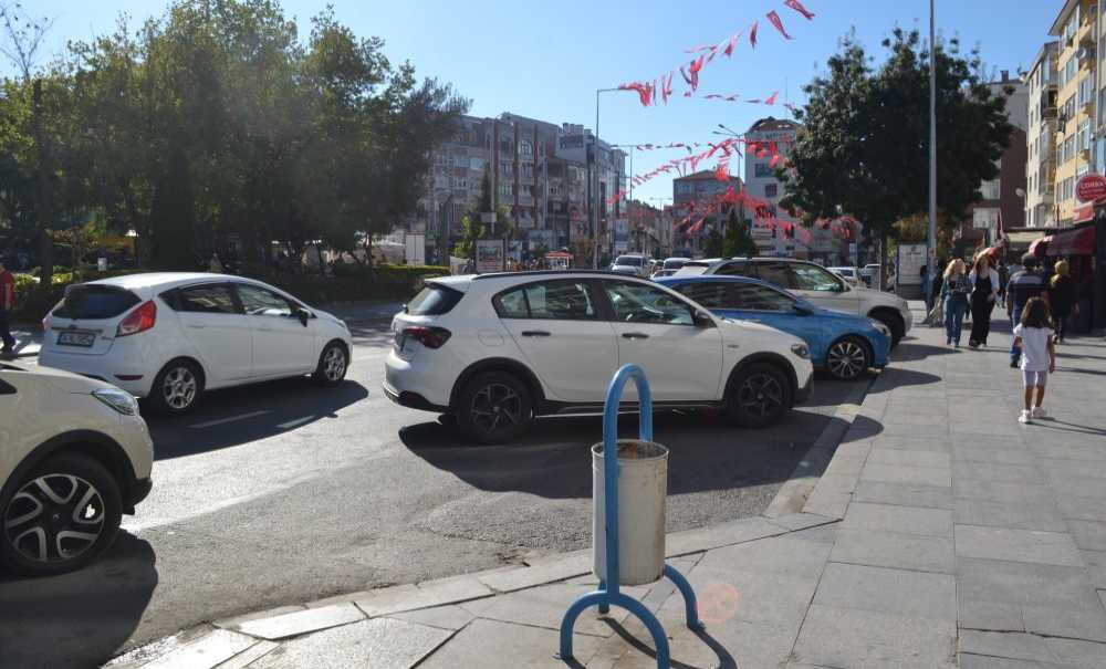 Duraklar Kalıcı Çözüm Bekliyor