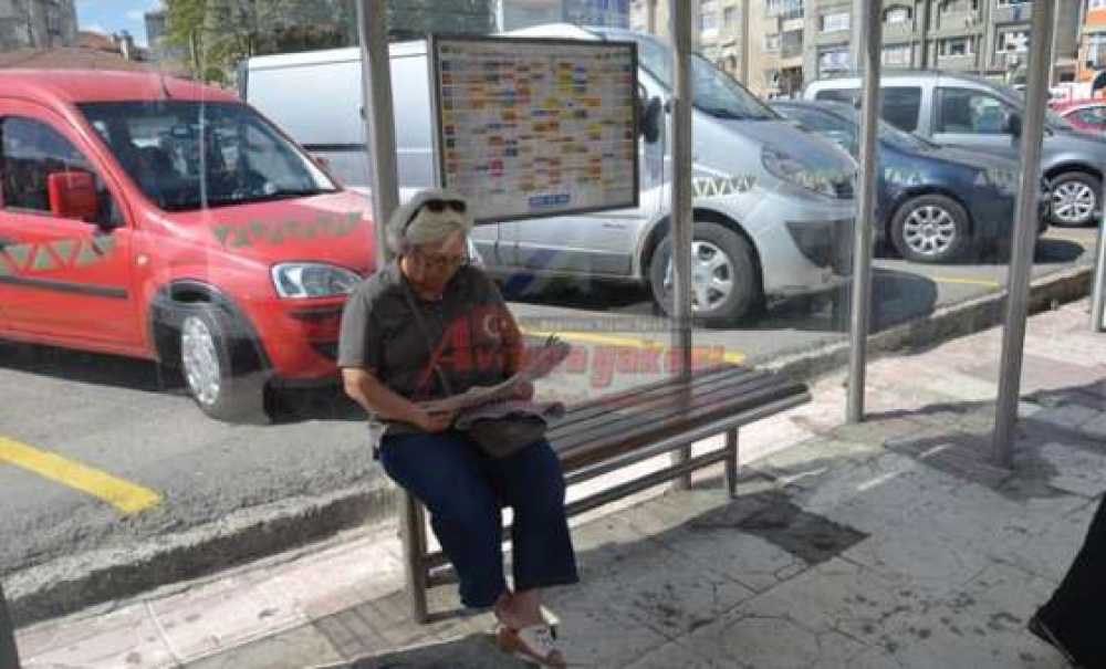 Otobüs Duraklarına Güzergah Tablosu