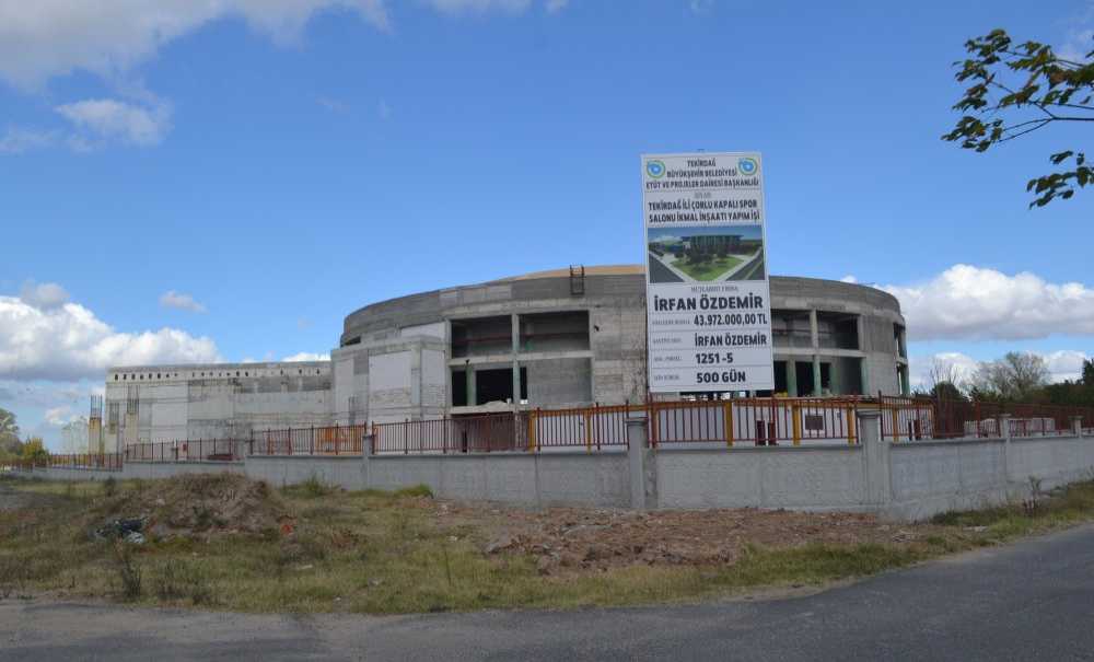 2 Bin 500 Kişilik Spor Komleksi Yükseliyor