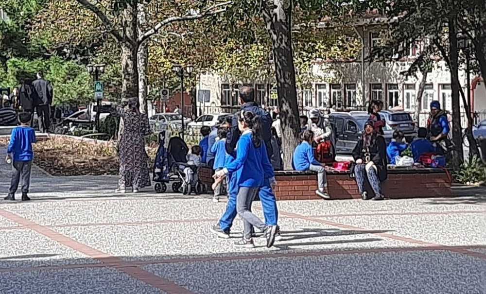 Okullardaki Yemek Sorunu Artarak Devam Ediyor