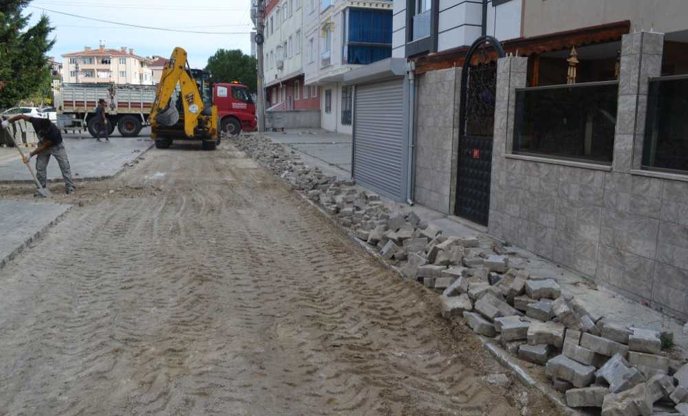 Parke Taşı Çalışması Dikkat Çekiyor