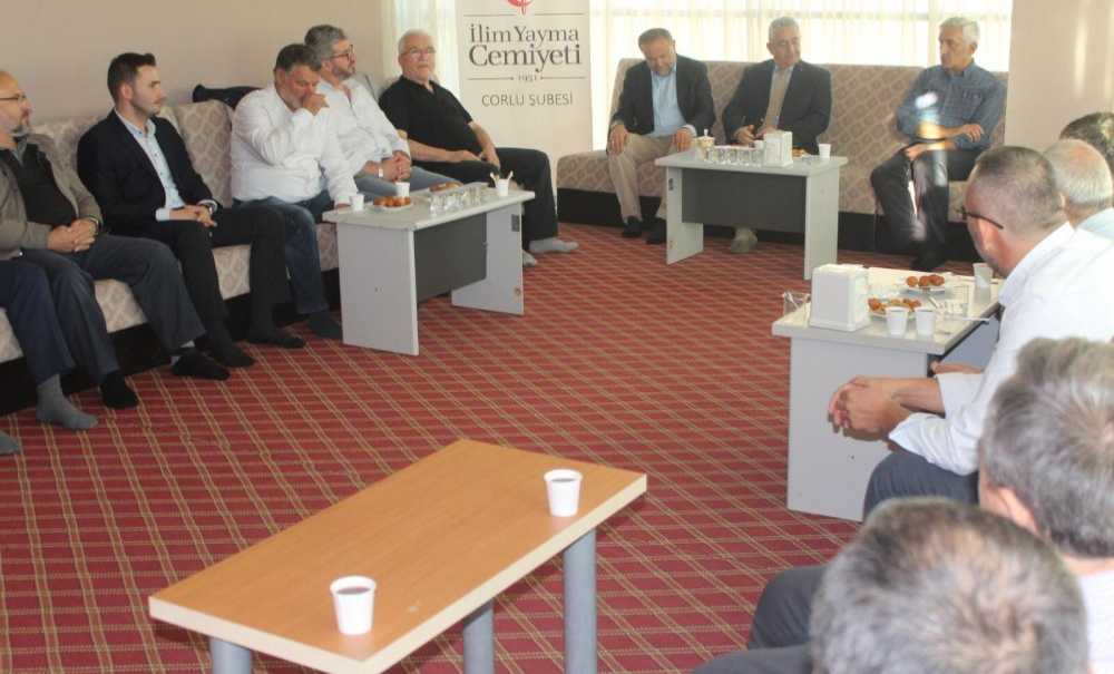 İlim Yayma Cemiyeti Din Görevlileriyle Bir Araya Geldi