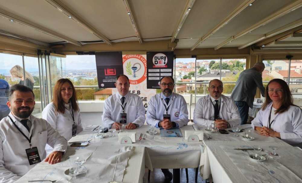 Eczacılar Mitinge Hazırlanıyor