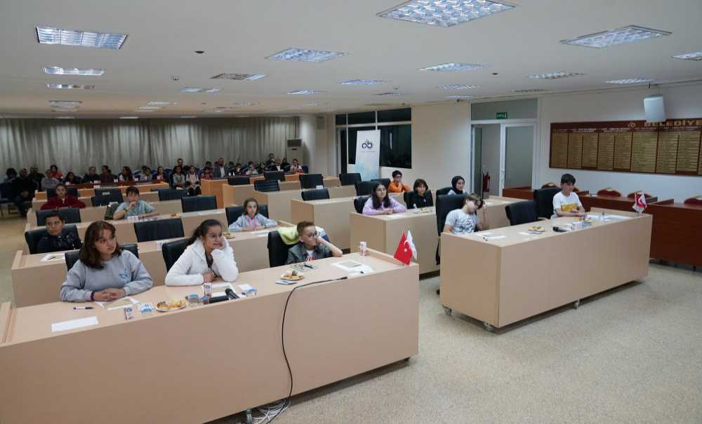 Çocuk Meclisi 2. Dönem Üyeleri Göreve Başladı