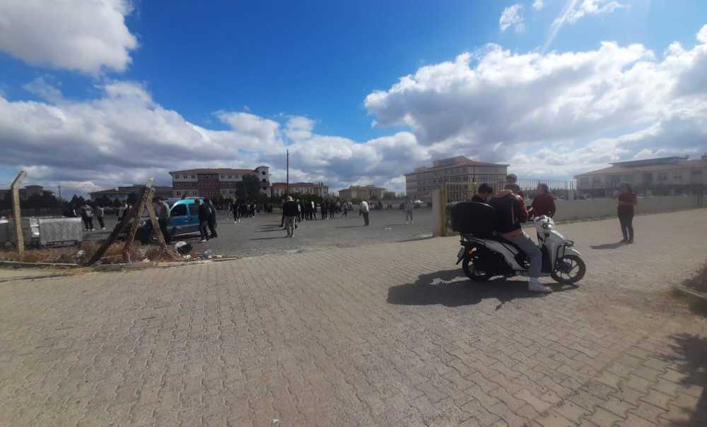 Okullar Bölgesinde Yaşanan Sorunlara Vakitçi Tepki Gösterdi