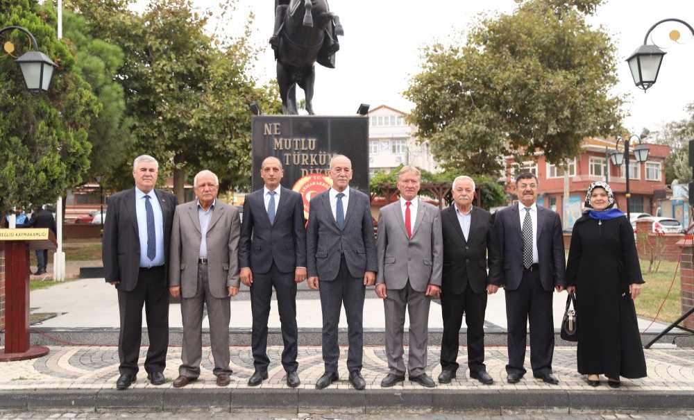 Marmaraereğlisi'nde Muhtarlar Günü Törenle Kutlandı