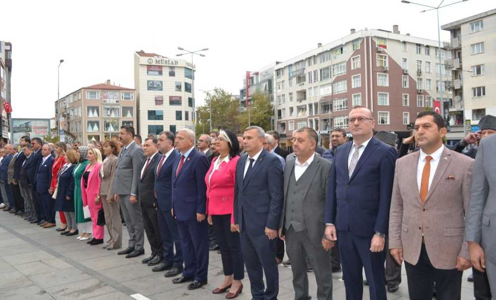 “Muhtarlar Devleti Temsil Eder”