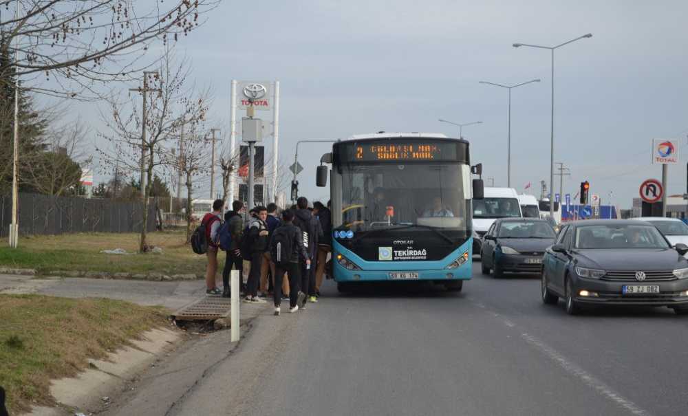 Öğrencilerin Ulaşım Çilesi Devam Ediyor