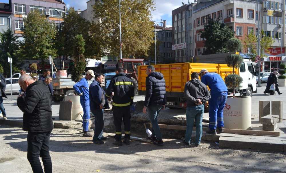 Uzayan Yol Çalışması Tepki Çekiyor