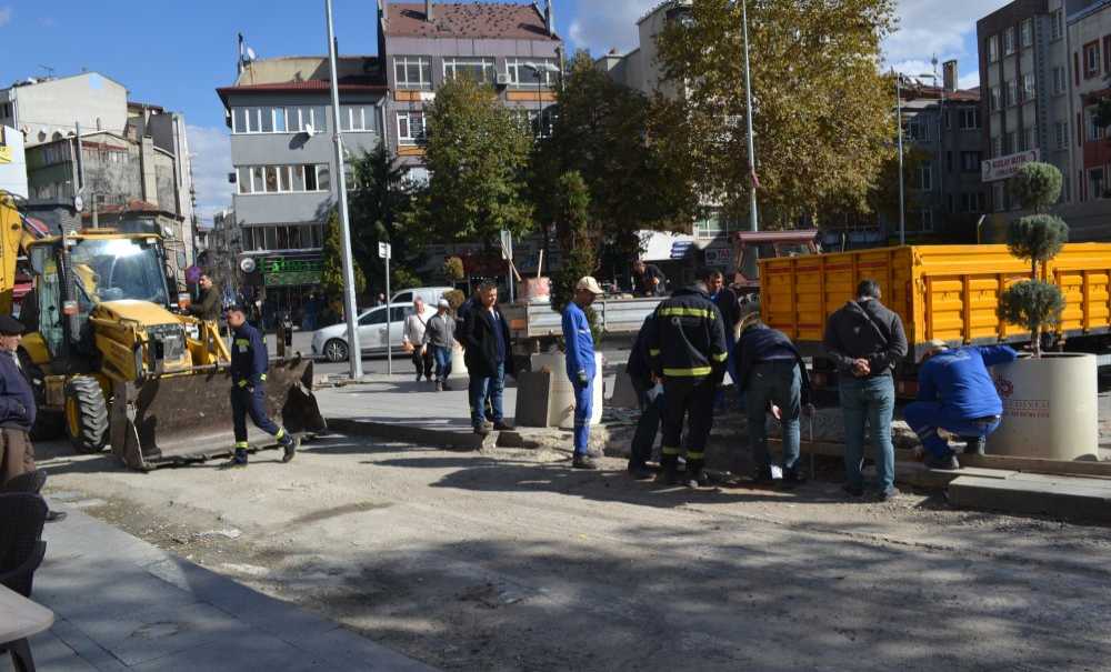 Uzayan Yol Çalışması Tepki Çekiyor