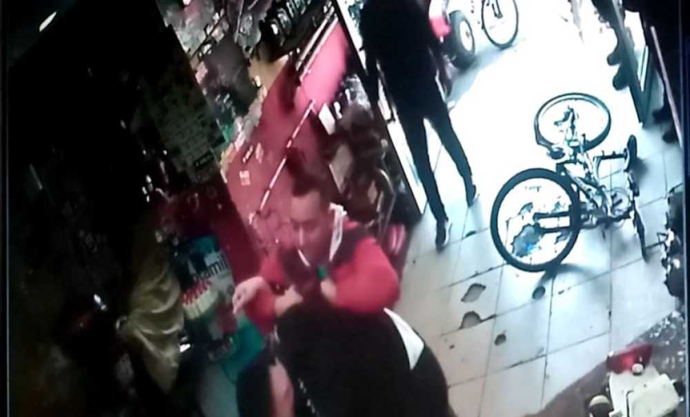 Motosiklet Kavgaya Sebebiyet Verdi, 1 Kişi Yaralandı