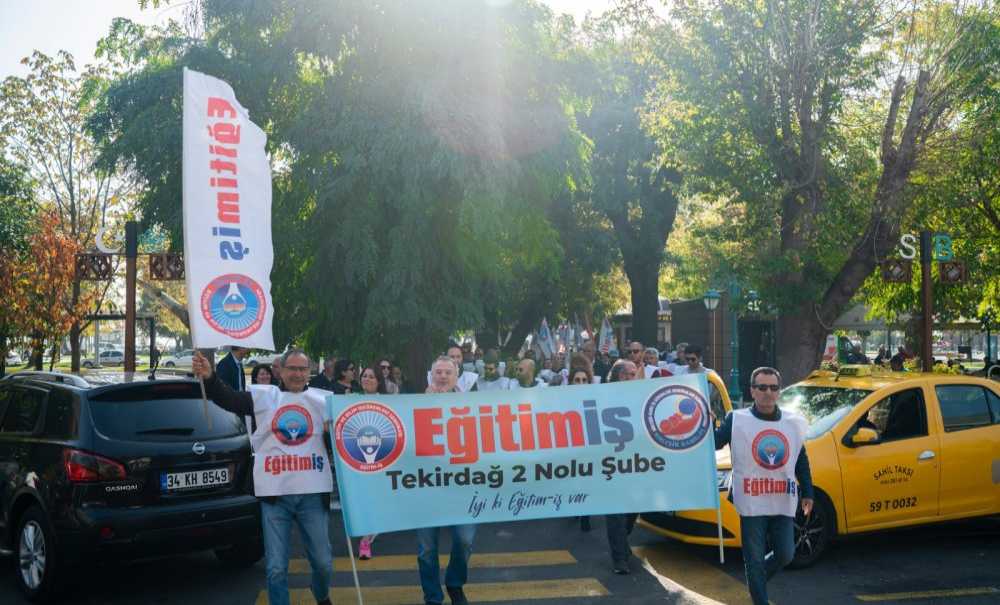 Eğitim İş'li Öğretmenler İş Bıraktı