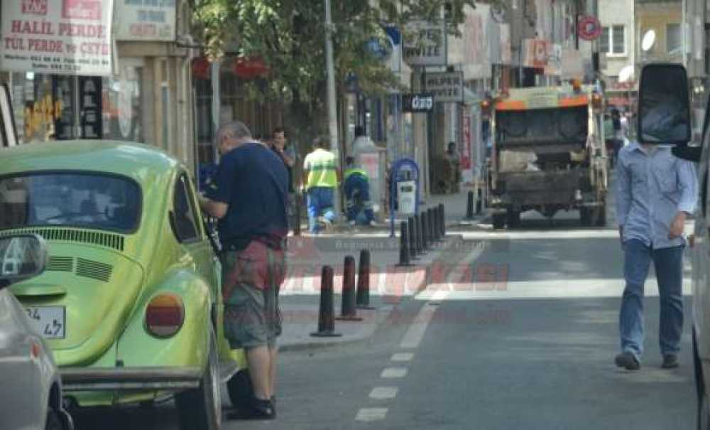 Trafiğe Çöp Eziyeti