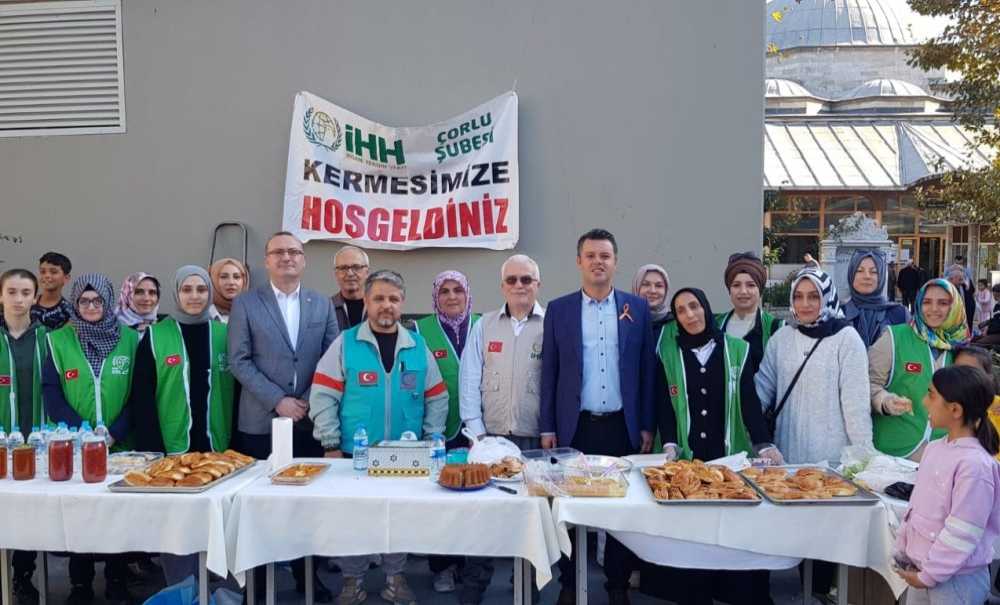 İhh Kermesi Büyük İlgi Gördü