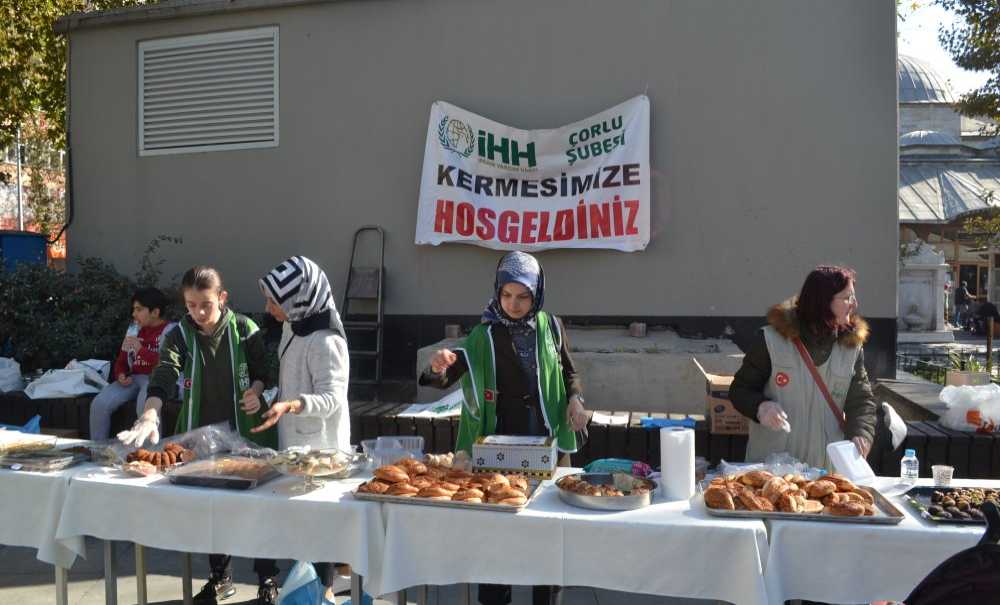 İhh Kermesi Büyük İlgi Gördü