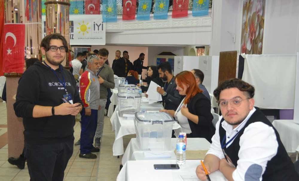 400 Delege İçin 434 Üye Oy Kullandı