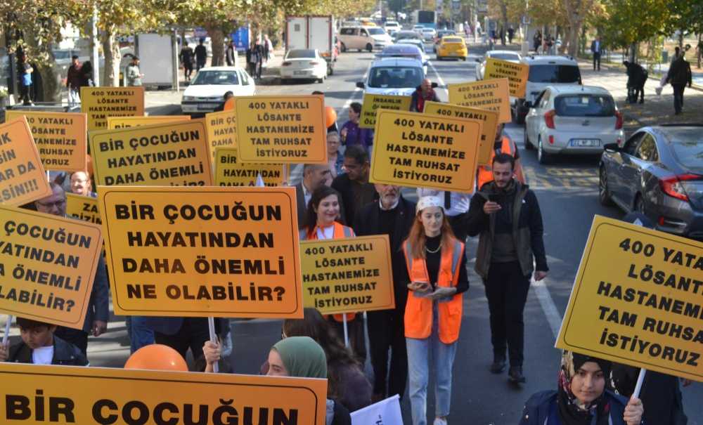 Lösev Haftası'nda Farkındalık Yaratıldı