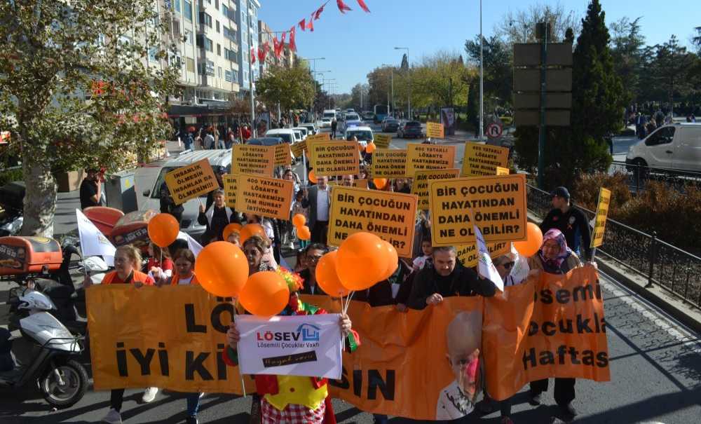 Lösev Haftası'nda Farkındalık Yaratıldı