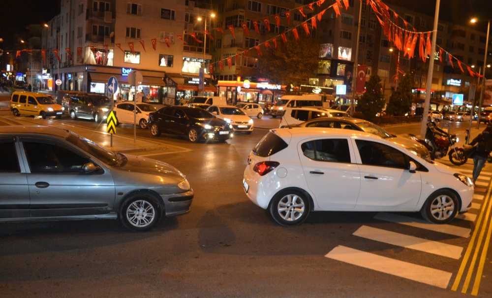 Çorlu'da Akşam Trafiği Adım Adım İlerliyor