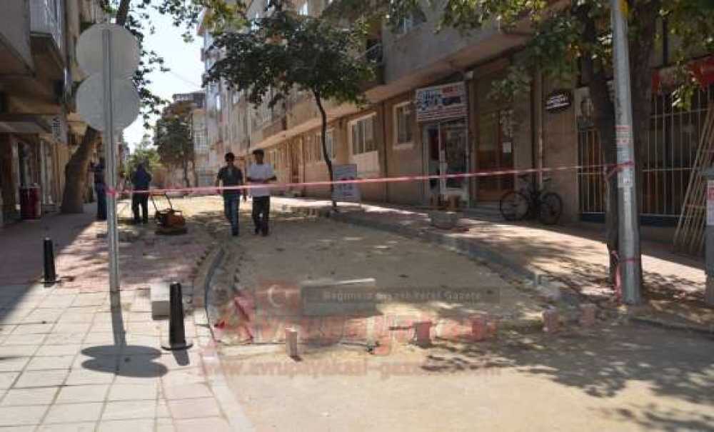 Ara Sokaklarına Kilit Parke Taşı