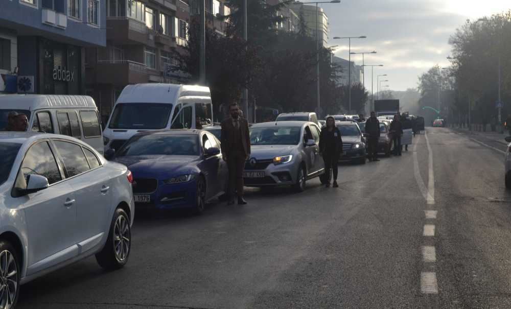 9'U 5 Geçe Hayat Durdu