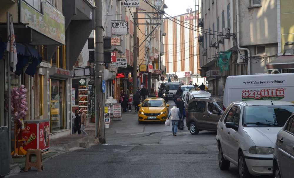Akıncılar Caddesi Allah'a Emanet
