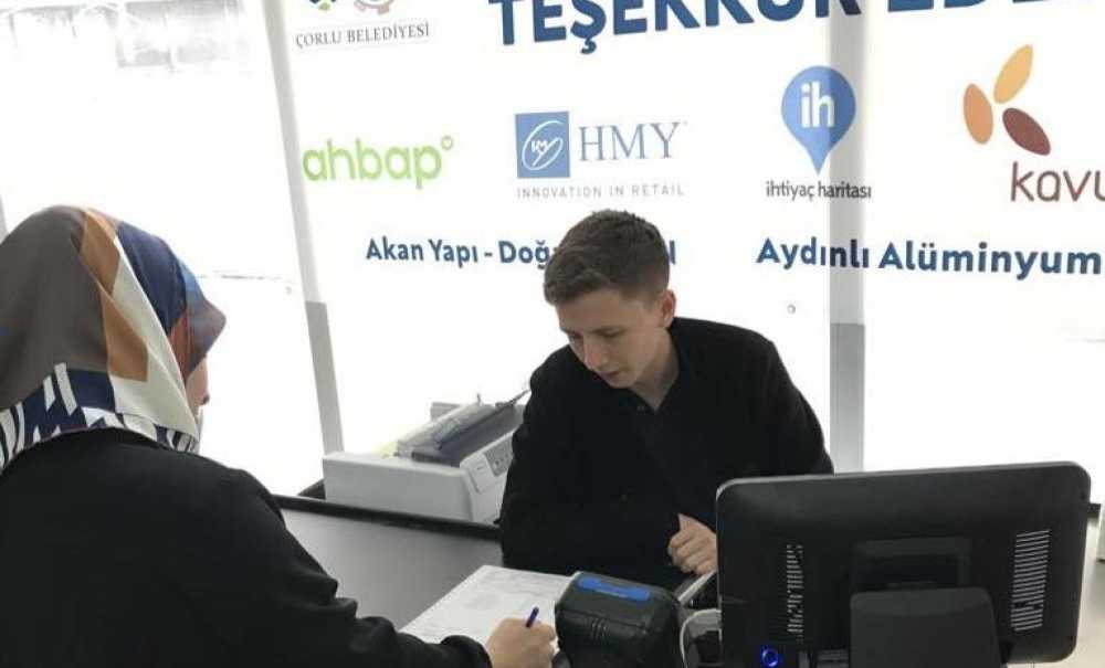 Dost Market İhtiyaç Sahibi Vatandaşa Ulaşıyor