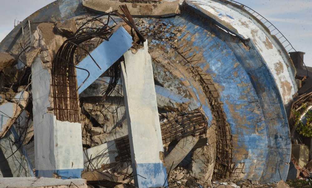 Tarihi Su Depoları Yıkıldı