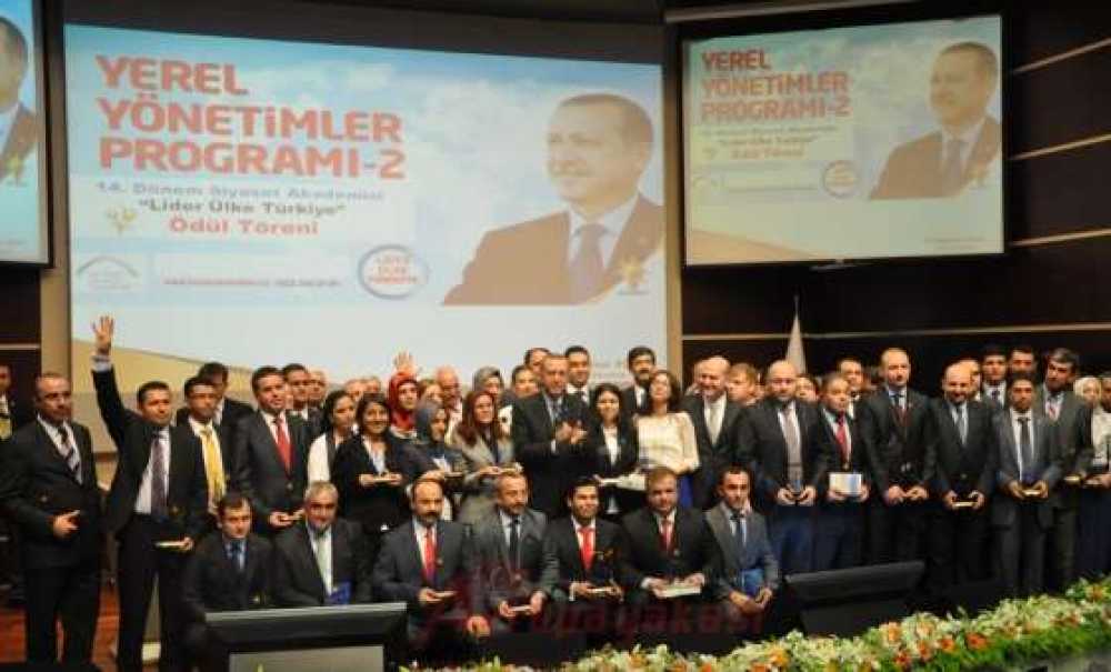 Siyaset Akademisi Birincisi Çorlu'dan