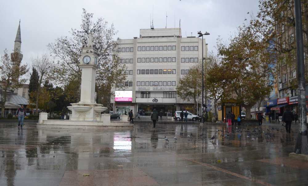 Soğuk Ve Yağışlı Havalar Etkisini Sürdürecek