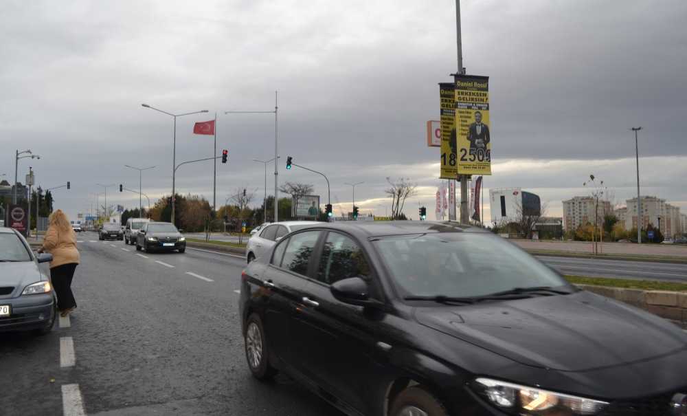 Sürücüler Alışınca Dubalar Kaldırıldı