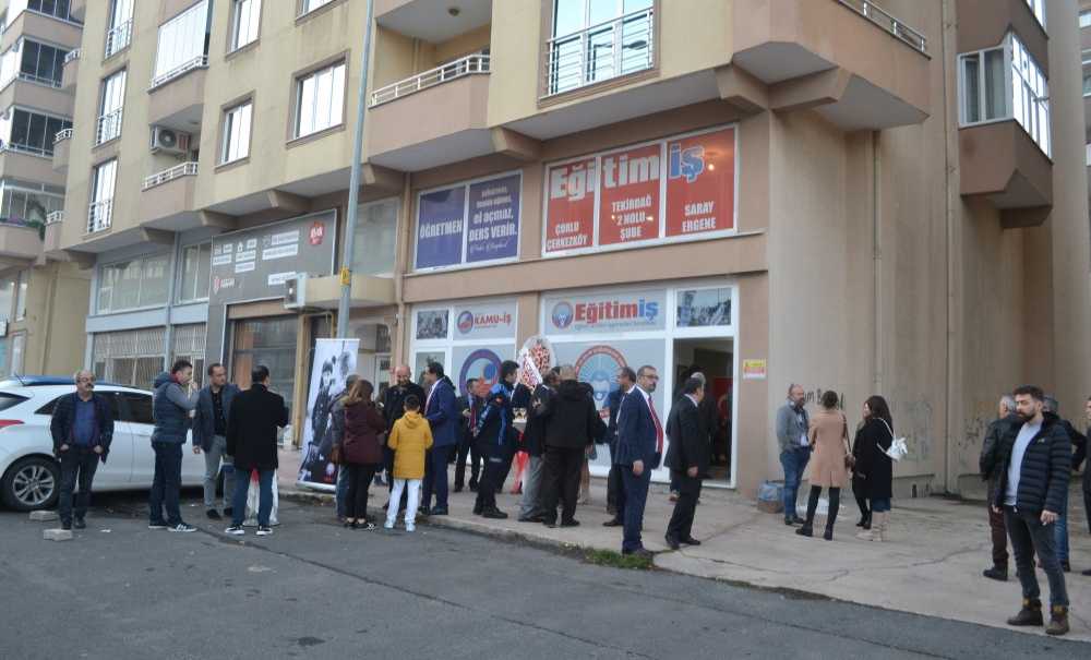 Eğitim İş'ten Anlamlı Günde Anlamlı Açılış