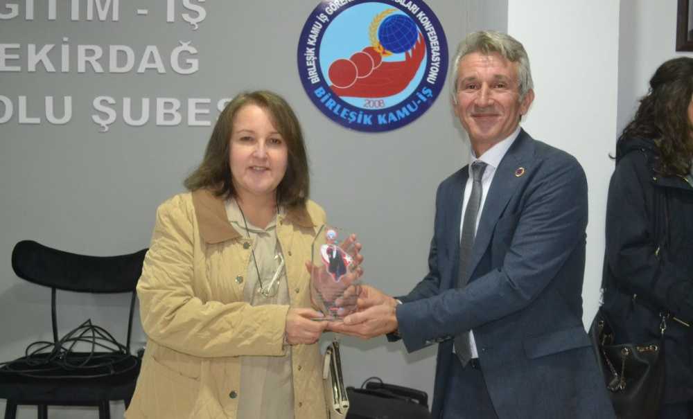 Eğitim İş'ten Anlamlı Günde Anlamlı Açılış