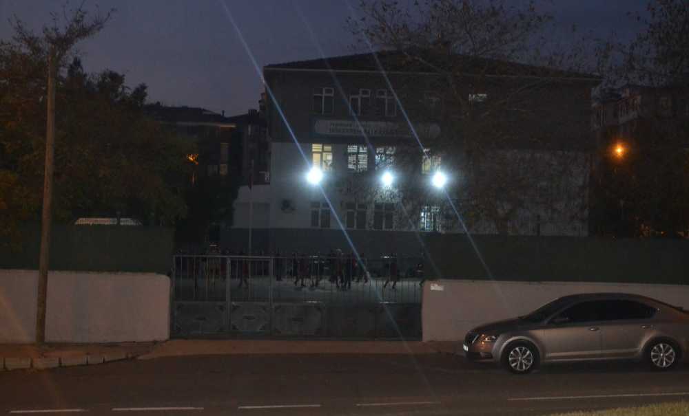 Öğrenciler Karanlığa Teslim!