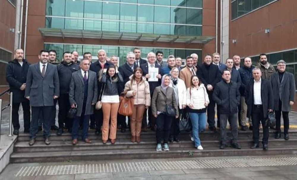 Akın Yılmaz Mazbatasını Aldı