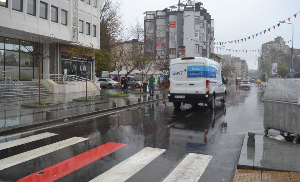 Sağanak Yağış Gün Boyu Etkili Oldu