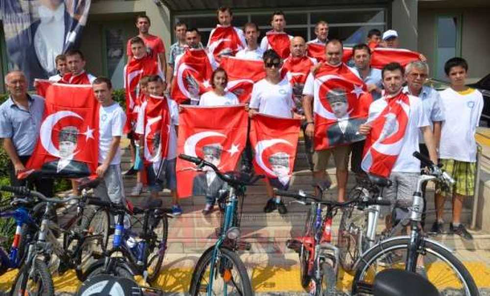 Çorlu Kilikadılılar Derneği'nden ‘Zafer Yolu Bisiklet Turu'