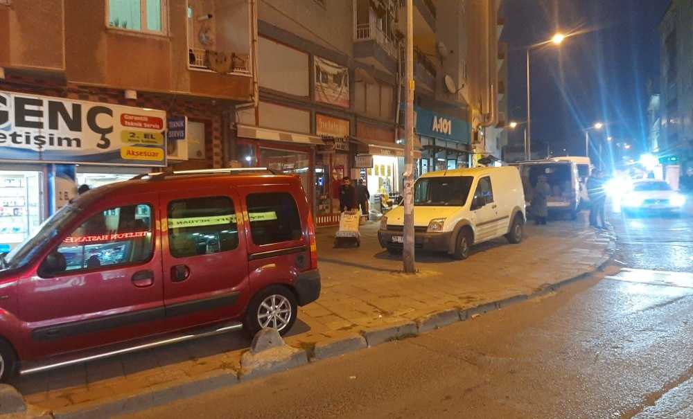 Vatandaş Yolda, Arabalar Kaldırımda!