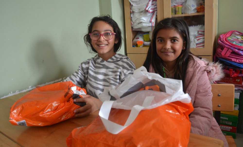 500 Öğrenciye Ayakkabı Dağıtıldı