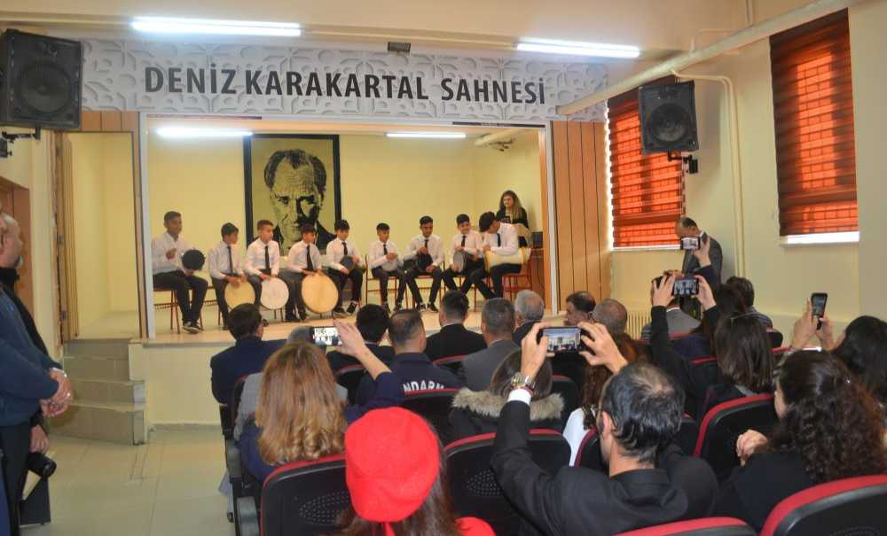 500 Öğrenciye Ayakkabı Dağıtıldı