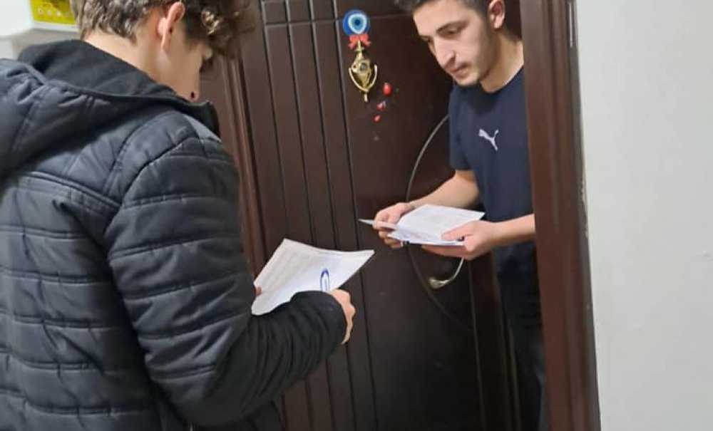 Chp'li Gençler Kapı Kapı Dolaşıyor